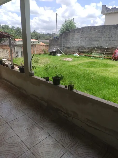 Foto 4 de Casa com 3 quartos à venda, 360m2 em Guanabara, Betim - MG