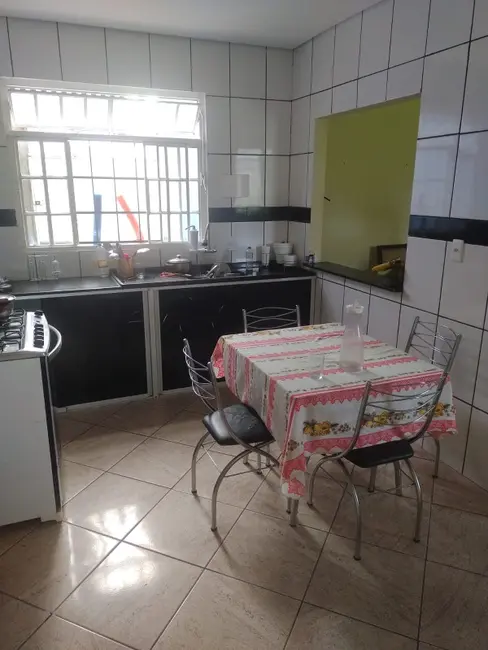 Foto 7 de Casa com 3 quartos à venda, 360m2 em Guanabara, Betim - MG