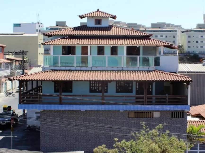 Foto 2 de Casa com 5 quartos à venda, 180m2 em Contagem - MG