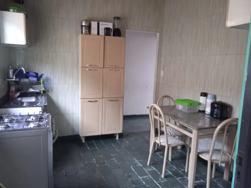 Foto 2 de Casa com 2 quartos à venda, 360m2 em Contagem - MG