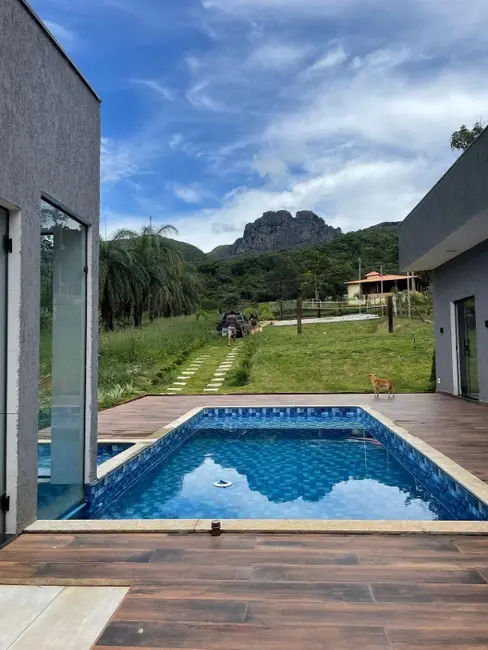 Sítio / Rancho com 3 quartos à venda, 1000m2 em Igarape - MG - imagem 5 Foto 5 de Sítio / Rancho com 3 quartos à venda, 1000m2 em Igarape - MG