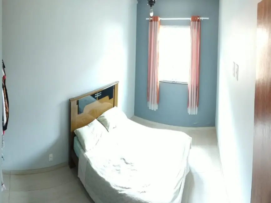 Foto 6 de Casa com 2 quartos à venda, 105m2 em Contagem - MG