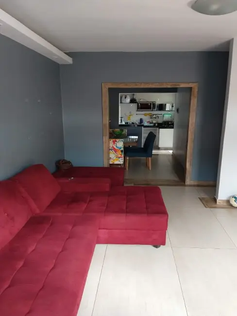 Foto 3 de Casa com 2 quartos à venda, 105m2 em Contagem - MG