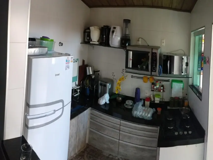 Foto 5 de Casa com 2 quartos à venda, 105m2 em Contagem - MG