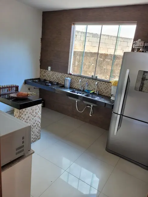 Foto 4 de Casa com 4 quartos à venda, 390m2 em Contagem - MG