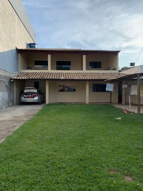 Foto 1 de Casa com 4 quartos à venda, 360m2 em Contagem - MG