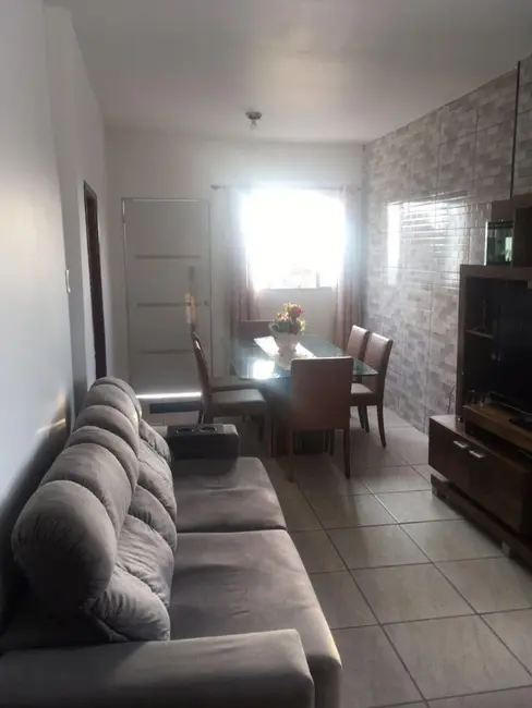 Foto 2 de Casa com 3 quartos à venda, 360m2 em Novo Horizonte, Betim - MG