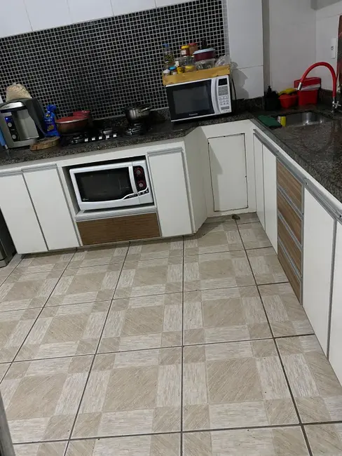 Foto 4 de Casa com 3 quartos à venda, 140m2 em Contagem - MG