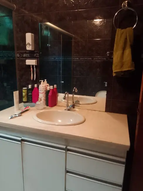 Foto 8 de Casa com 4 quartos à venda, 150m2 em São Salvador, Betim - MG