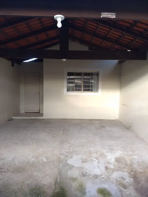 Foto 1 de Casa com 2 quartos à venda, 120m2 em Igarape - MG