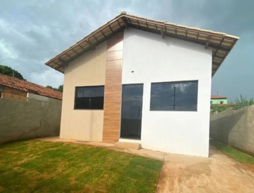 Foto 1 de Casa com 3 quartos à venda, 180m2 em Igarape - MG