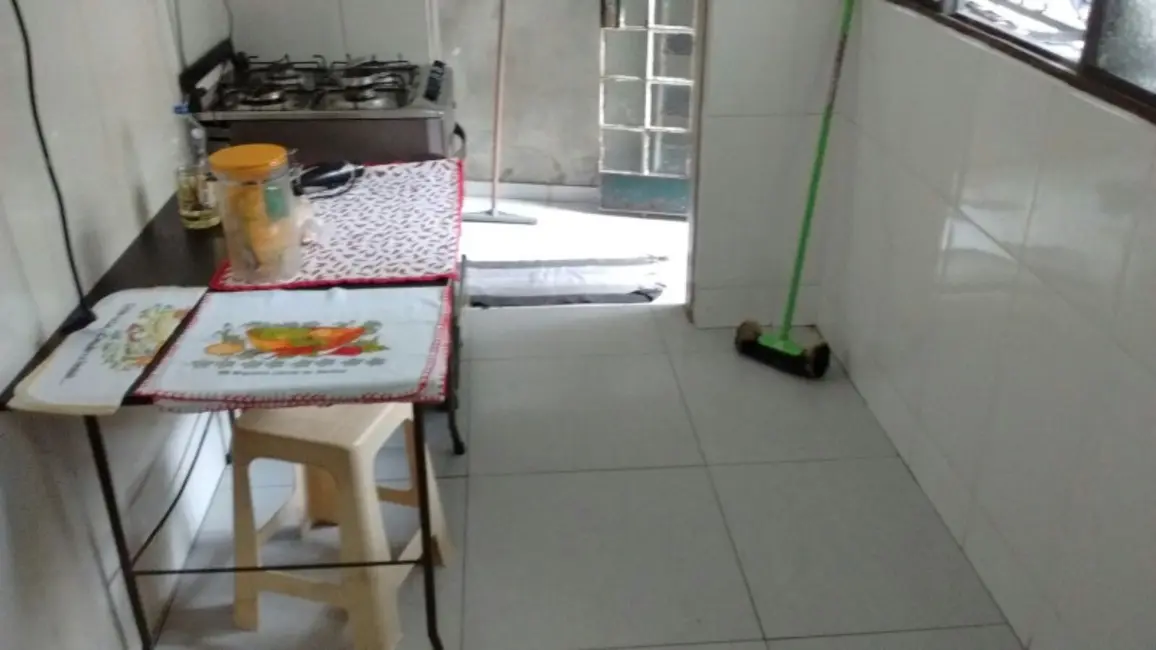 Casa com 3 quartos à venda, 180m2 em Contagem - MG - imagem 8 Foto 8 de Casa com 3 quartos à venda, 180m2 em Contagem - MG