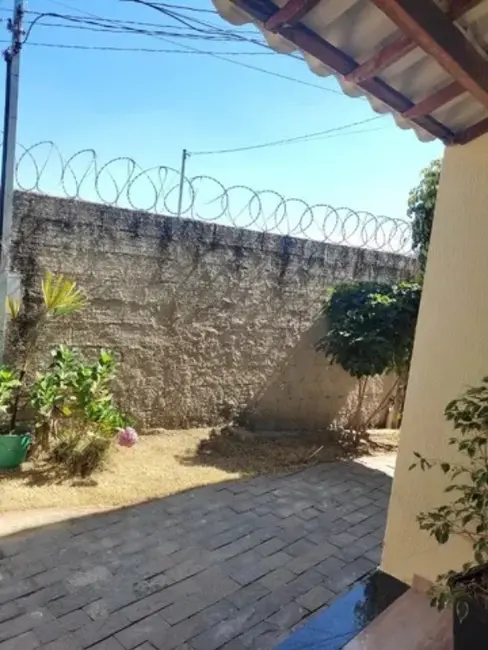 Casa com 2 quartos à venda, 130m2 em Sao Joaquim De Bicas - MG - imagem 3 Foto 3 de Casa com 2 quartos à venda, 130m2 em Sao Joaquim De Bicas - MG