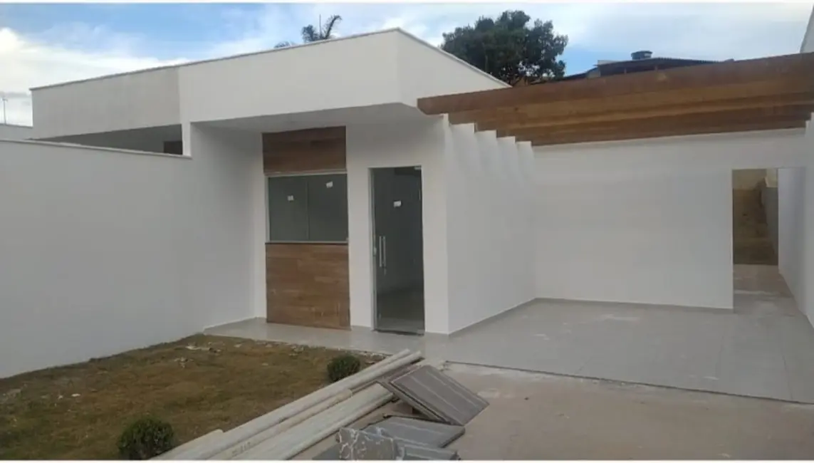 Foto 1 de Casa com 2 quartos à venda, 330m2 em Icaivera, Betim - MG