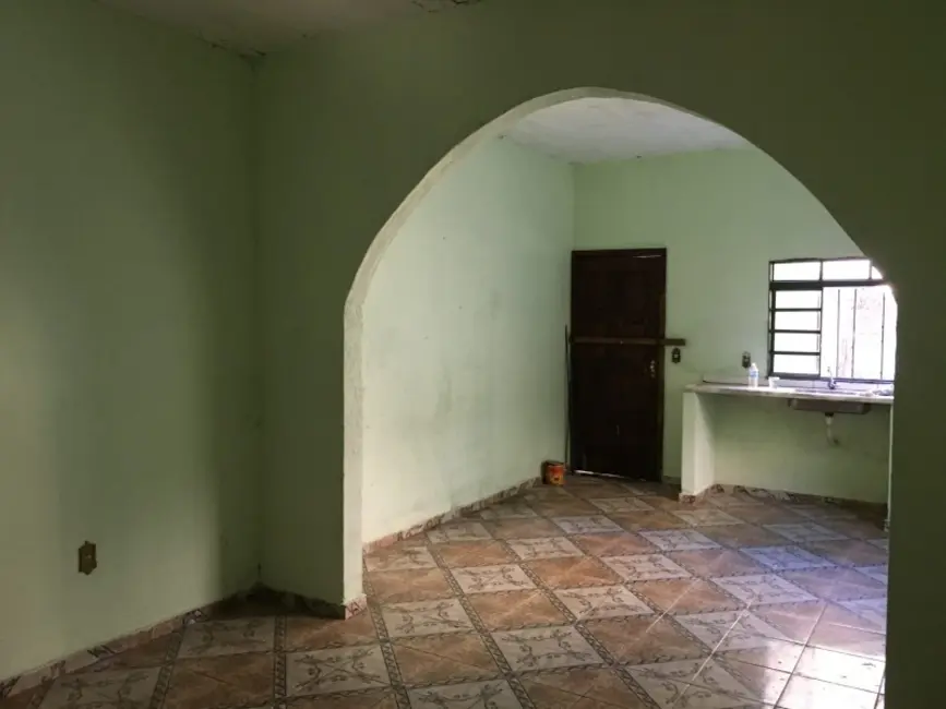 Casa com 2 quartos à venda, 180m2 em Dom Bosco, Betim - MG - imagem 4 Foto 4 de Casa com 2 quartos à venda, 180m2 em Dom Bosco, Betim - MG