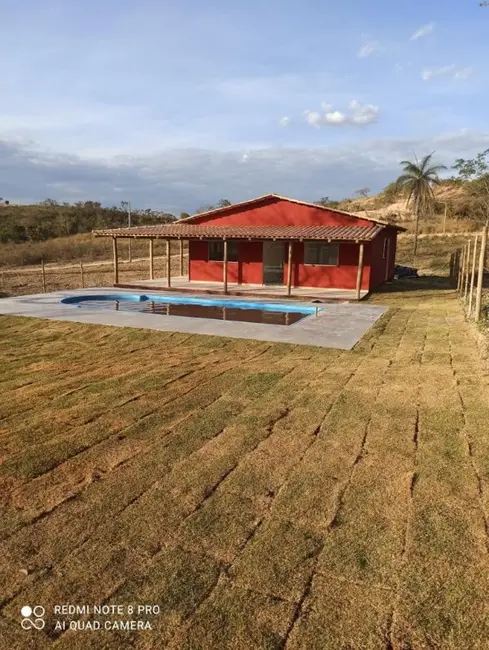 Sítio / Rancho com 3 quartos à venda, 1000m2 em Vargem Bento da Costa, Esmeraldas - MG - imagem 7 Foto 7 de Sítio / Rancho com 3 quartos à venda, 1000m2 em Vargem Bento da Costa, Esmeraldas - MG