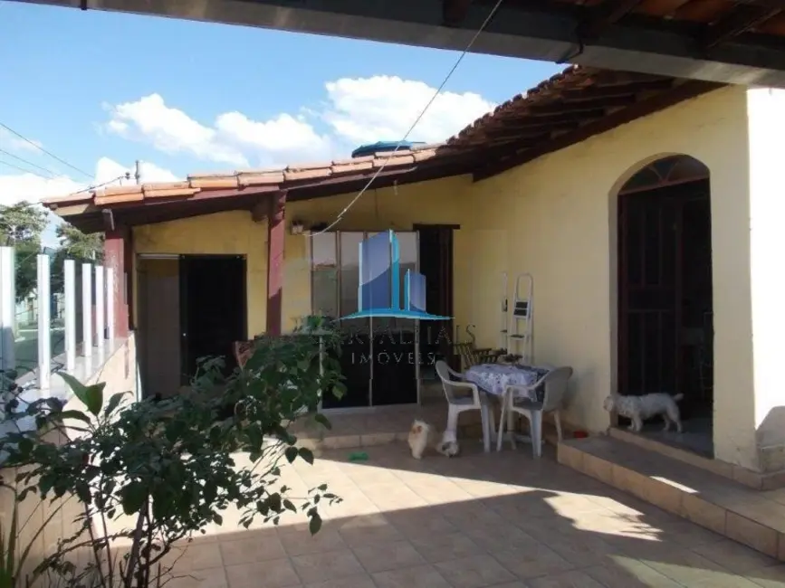 Foto 3 de Casa com 4 quartos à venda, 365m2 em Contagem - MG