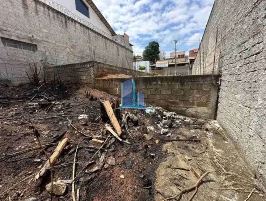 Foto 4 de Terreno / Lote à venda, 200m2 em Contagem - MG