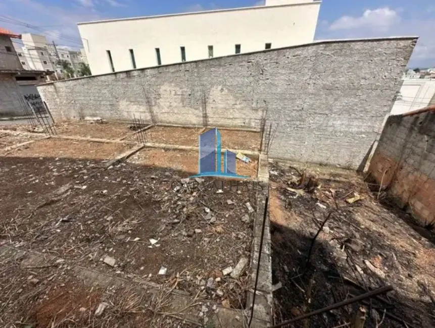 Foto 6 de Terreno / Lote à venda, 200m2 em Contagem - MG