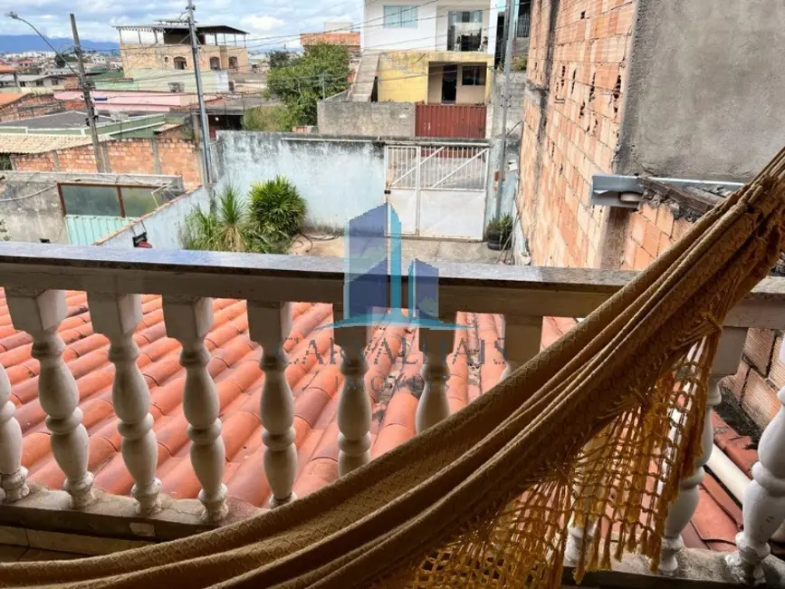 Foto 3 de Casa com 3 quartos à venda, 225m2 em Vila Cristina, Betim - MG