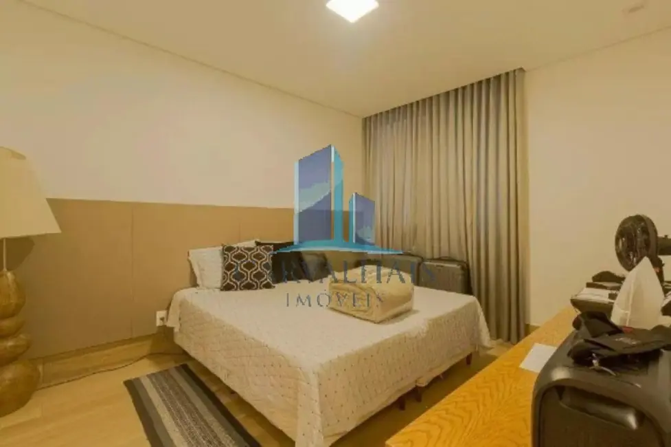 Foto 2 de Casa de Condomínio com 4 quartos à venda, 420m2 em Contagem - MG