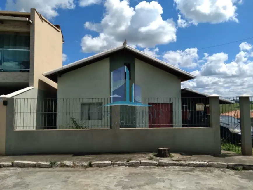 Foto 7 de Casa com 2 quartos à venda, 100m2 em Crucilandia - MG