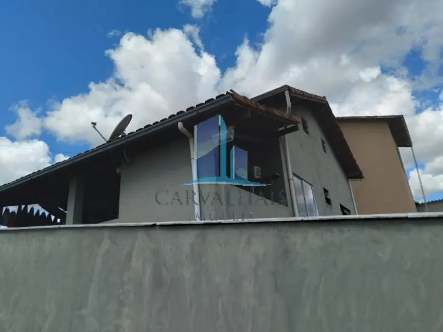 Foto 4 de Casa com 2 quartos à venda, 100m2 em Crucilandia - MG