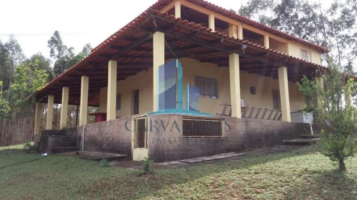 Foto 3 de Sítio / Rancho com 6 quartos à venda, 30000m2 em Itaguara - MG