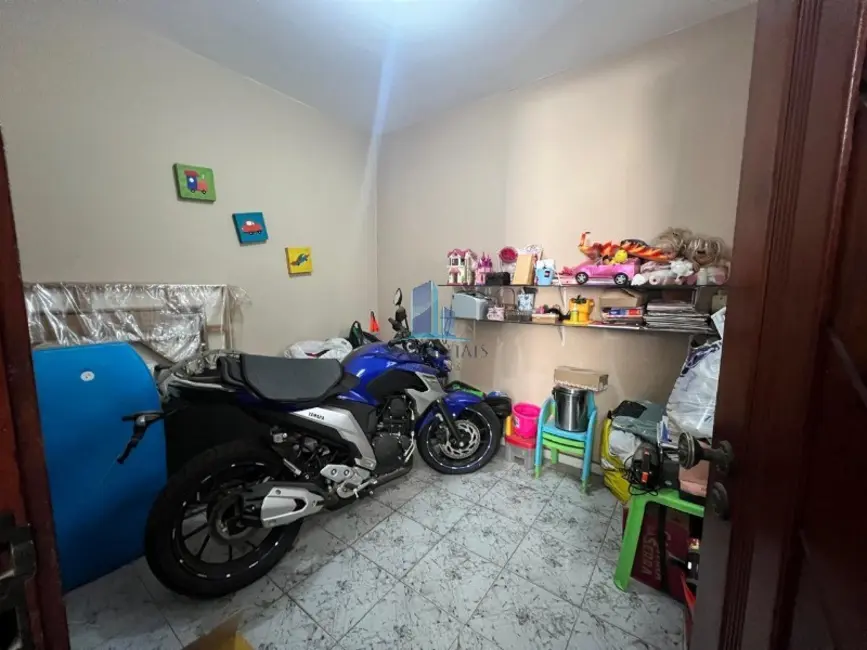 Foto 9 de Casa com 4 quartos à venda, 472m2 em Contagem - MG