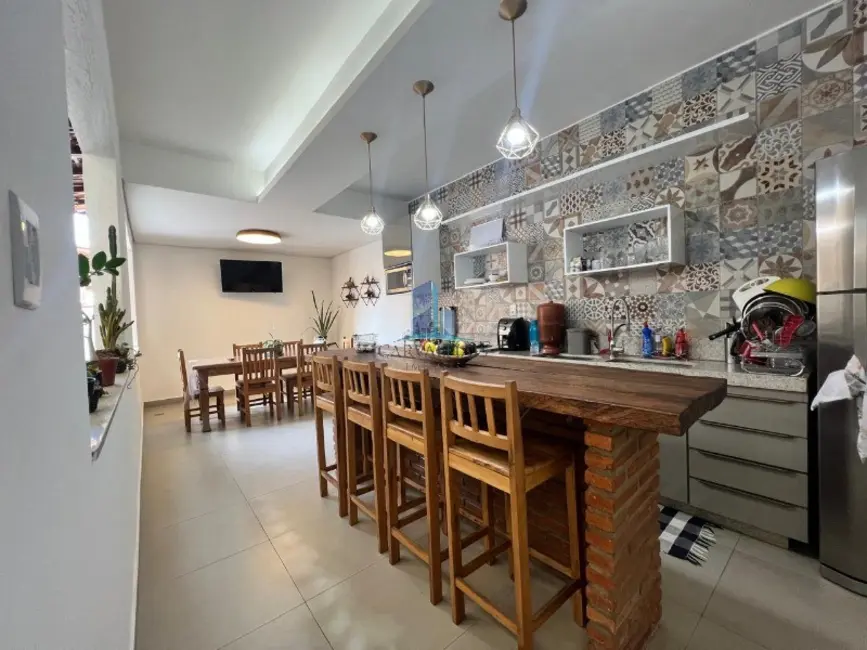 Foto 8 de Casa com 4 quartos à venda, 472m2 em Contagem - MG