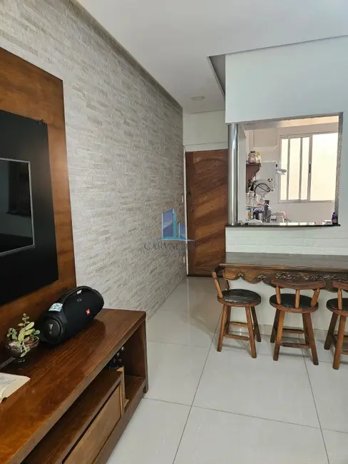 Foto 4 de Apartamento com 3 quartos à venda, 60m2 em Floramar, Belo Horizonte - MG