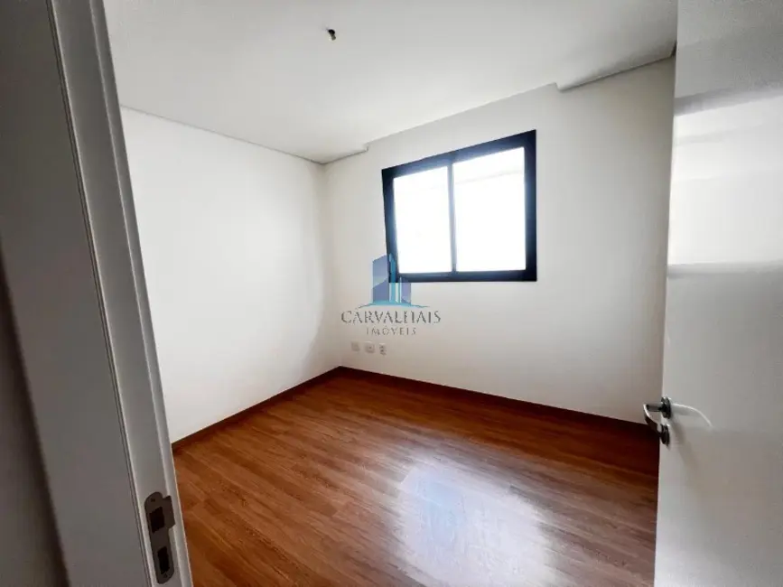 Foto 9 de Casa de Condomínio com 4 quartos à venda, 300m2 em Contagem - MG