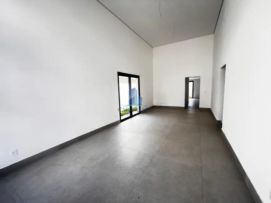 Foto 2 de Casa de Condomínio com 4 quartos à venda, 300m2 em Contagem - MG