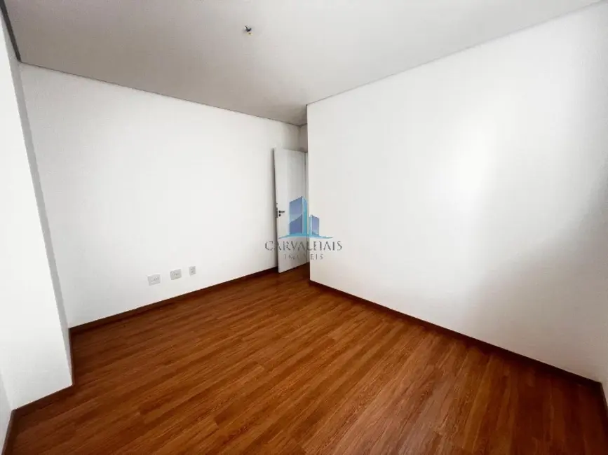Foto 6 de Casa de Condomínio com 4 quartos à venda, 380m2 em Contagem - MG
