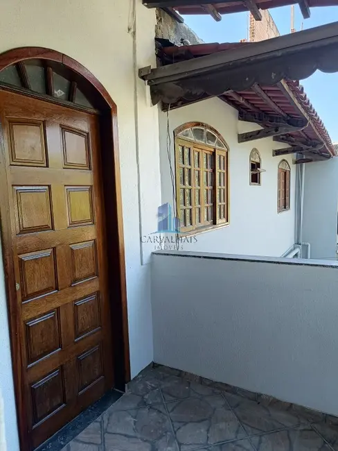 Foto 1 de Casa com 2 quartos à venda, 100m2 em Laranjeiras, Betim - MG