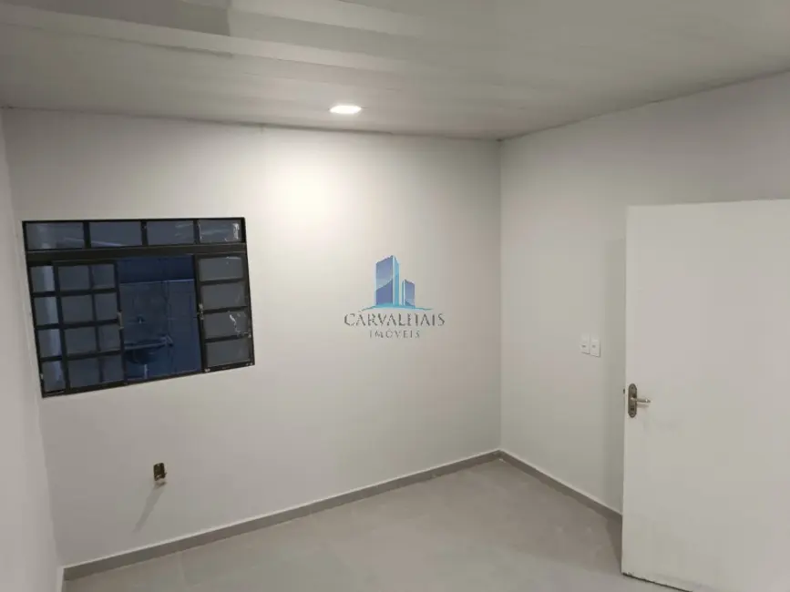 Foto 4 de Casa com 2 quartos à venda, 100m2 em Laranjeiras, Betim - MG