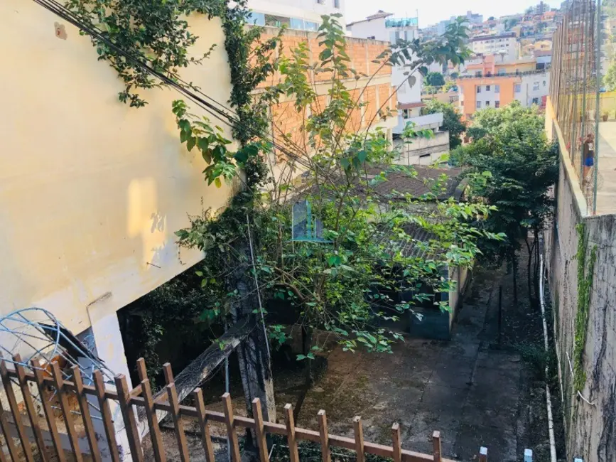 Foto 8 de Terreno / Lote à venda, 400m2 em Sagrada Família, Belo Horizonte - MG