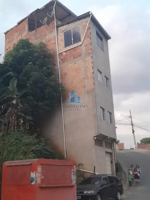 Casa com 2 quartos à venda, 100m2 em Vitória da Conquista (Barreiro), Belo Horizonte - MG - imagem 1 Foto 1 de Casa com 2 quartos à venda, 100m2 em Vitória da Conquista (Barreiro), Belo Horizonte - MG