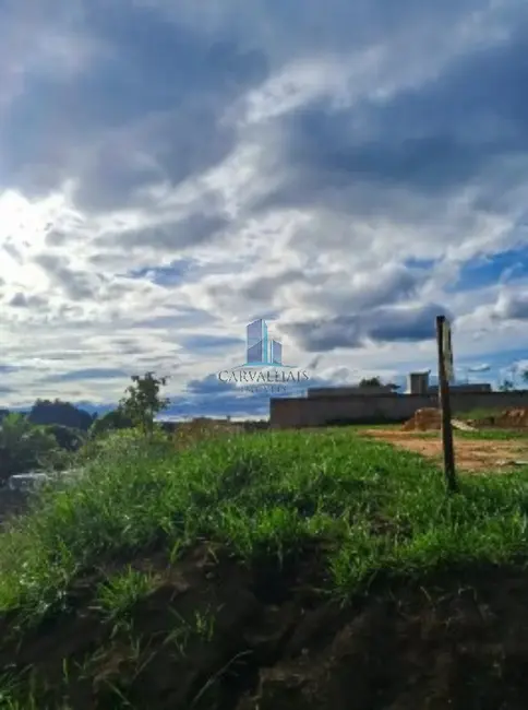 Foto 3 de Terreno / Lote à venda, 650m2 em Contagem - MG