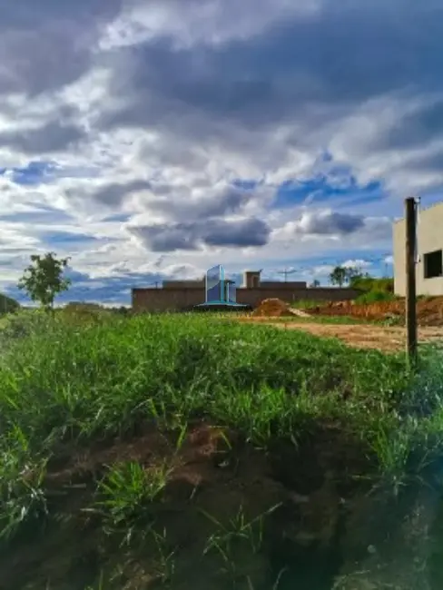 Foto 7 de Terreno / Lote à venda, 650m2 em Contagem - MG