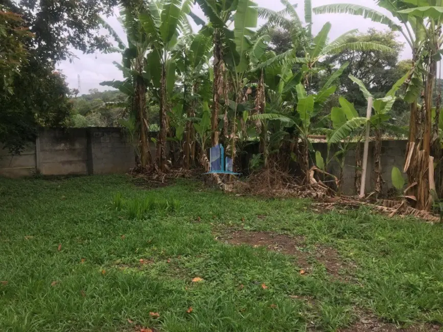 Foto 6 de Sítio / Rancho com 6 quartos para alugar, 2070m2 em Quintas do Godoy, Betim - MG