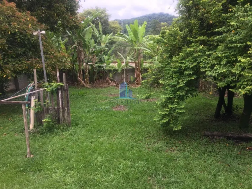 Foto 8 de Sítio / Rancho com 6 quartos à venda, 2070m2 em Quintas do Godoy, Betim - MG