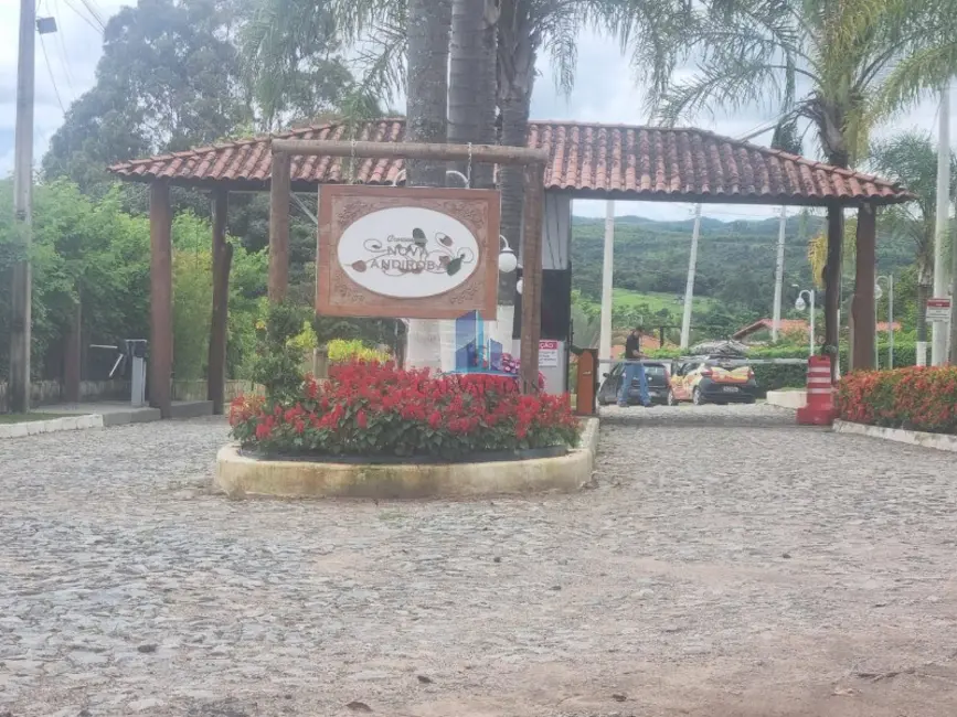 Foto 2 de Chácara com 3 quartos à venda, 2300m2 em Esmeraldas - MG