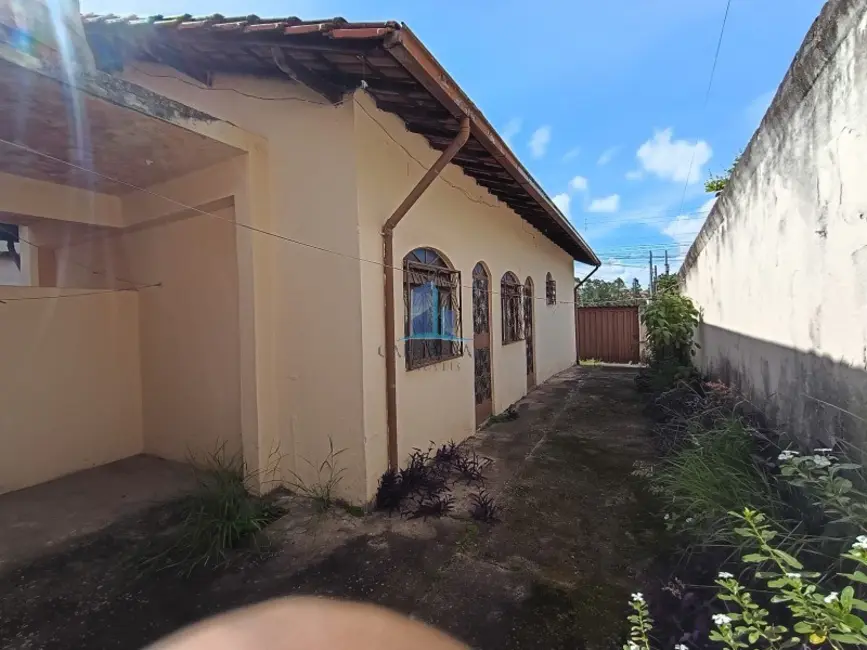 Casa com 3 quartos à venda, 300m2 em Betim - MG - imagem 4 Foto 4 de Casa com 3 quartos à venda, 300m2 em Betim - MG