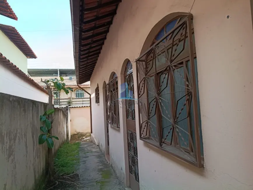 Casa com 3 quartos à venda, 300m2 em Betim - MG - imagem 3 Foto 3 de Casa com 3 quartos à venda, 300m2 em Betim - MG