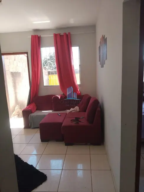 Casa com 2 quartos à venda, 100m2 em Esmeraldas - MG - imagem 3 Foto 3 de Casa com 2 quartos à venda, 100m2 em Esmeraldas - MG
