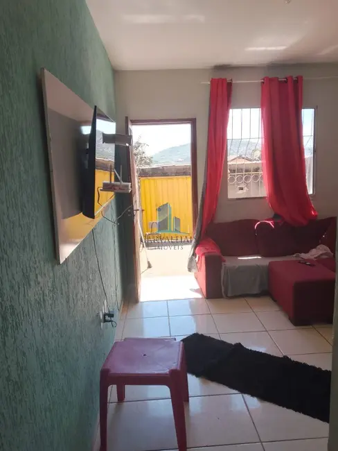 Casa com 2 quartos à venda, 100m2 em Esmeraldas - MG - imagem 2 Foto 2 de Casa com 2 quartos à venda, 100m2 em Esmeraldas - MG