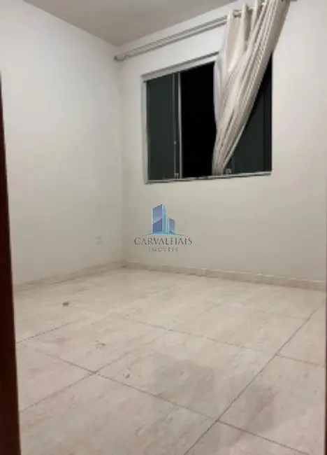 Foto 8 de Casa com 2 quartos à venda, 83m2 em Ibirite - MG