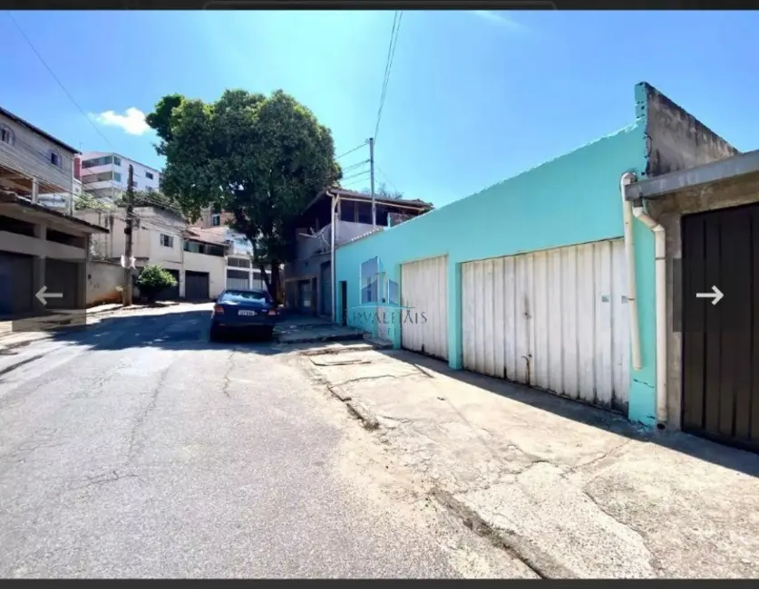 Casa com 3 quartos à venda, 220m2 em Olaria (Barreiro), Belo Horizonte - MG - imagem 1 Foto 1 de Casa com 3 quartos à venda, 220m2 em Olaria (Barreiro), Belo Horizonte - MG