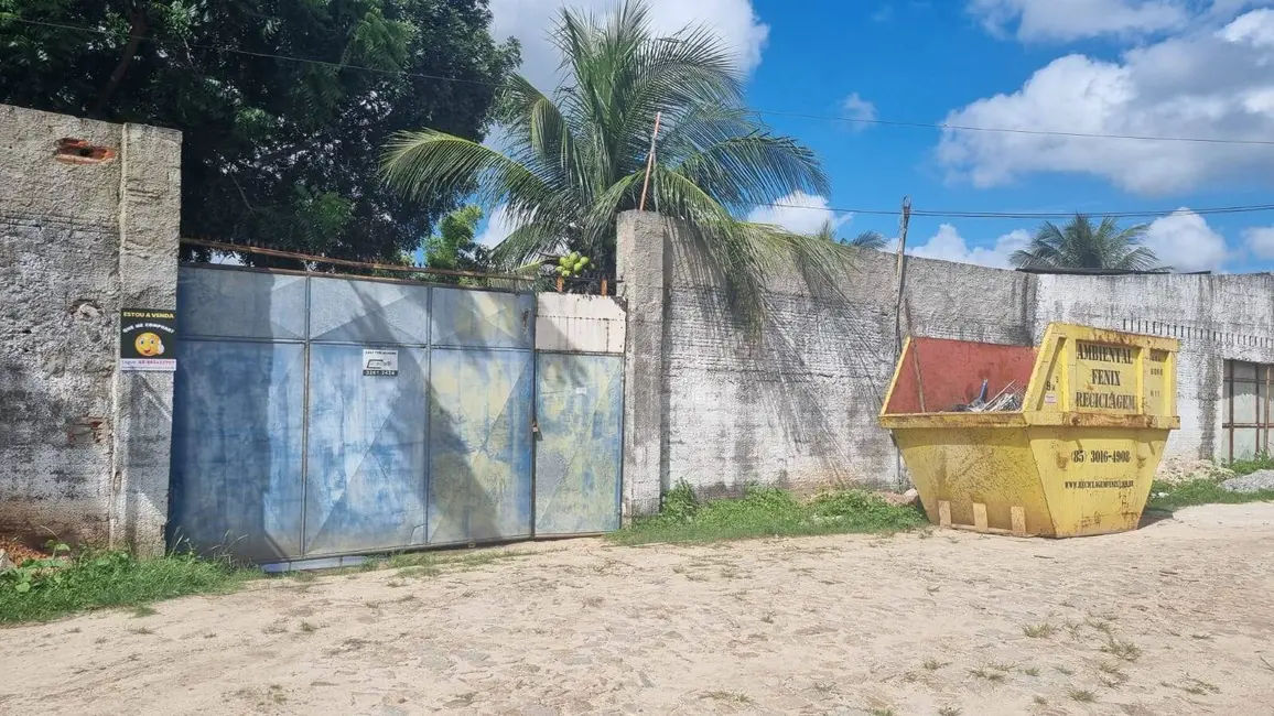 Foto 2 de Terreno / Lote à venda, 1080m2 em Aquiraz - CE